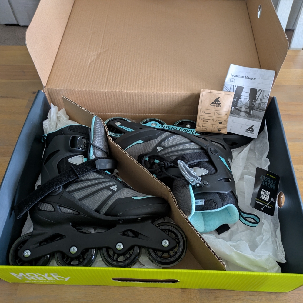 Rollerblade Zetrablade Black and Teal Inline Skates